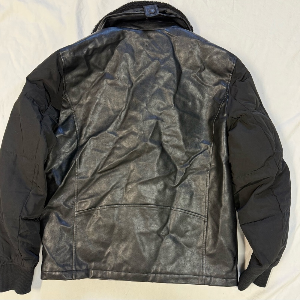 DKNY Men's Black zippered Front Jacket With Detachable Faux Fur Collar R13 - Picture 2 of 12